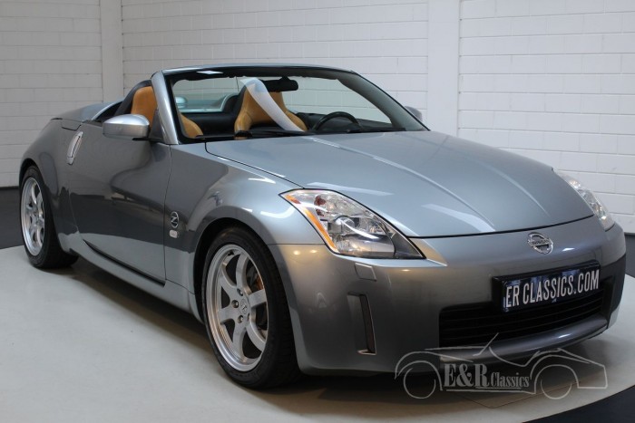 Nissan 350z Cabriolet 2005 New Soft Top For Sale At Erclassics [ 467 x 700 Pixel ]