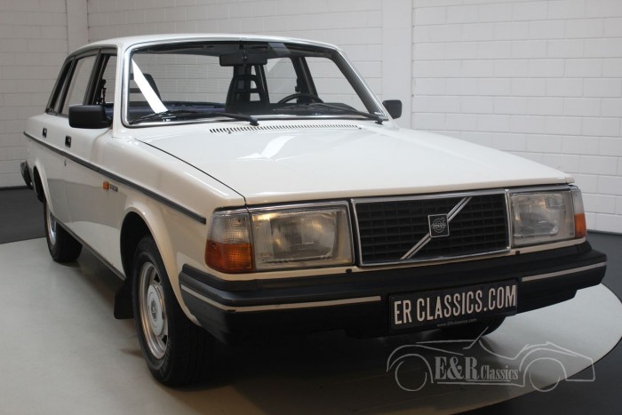 Volvo 240 Dl Sedan 1985 For Sale At Erclassics