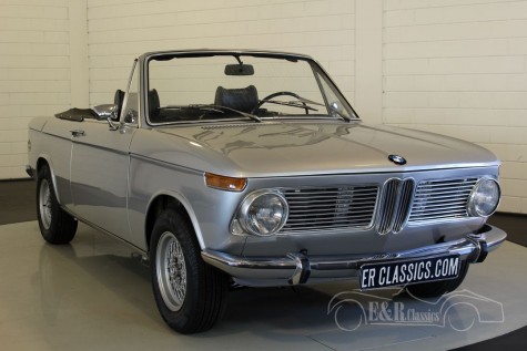 Buying A Classic Car Er Classics Has 250 Classic Cars For