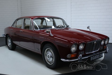 Jaguar Classic Cars Jaguar Oldtimers For Sale At E R Classic Cars