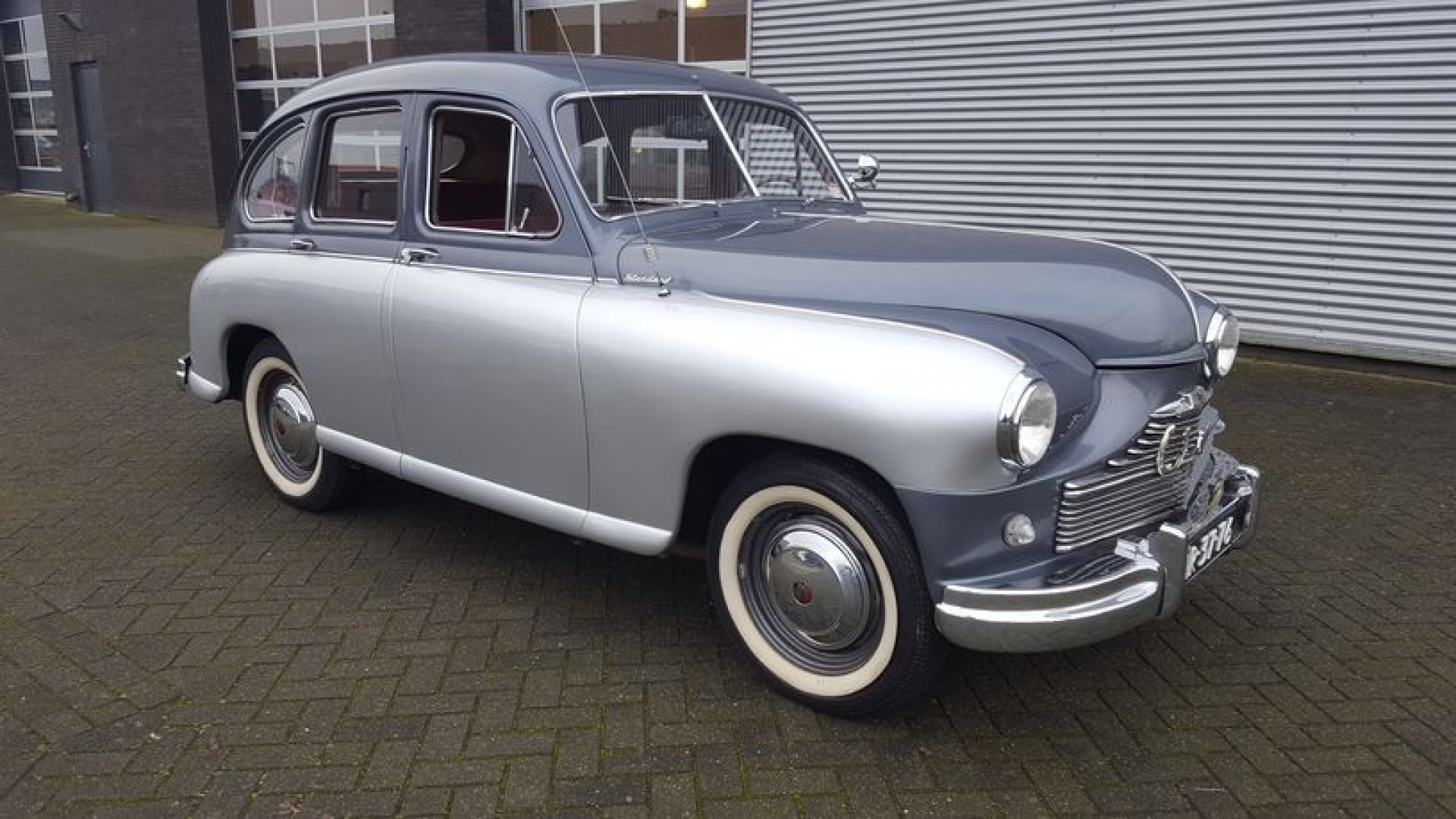 Standard Vanguard 1947 rare for sale at ERclasics