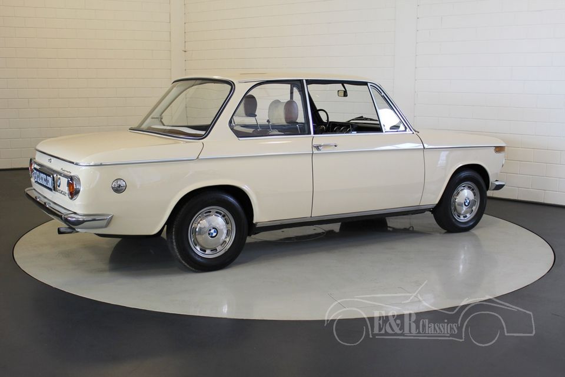 BMW 2002 Automatic E10 1971 for sale at ERclassics