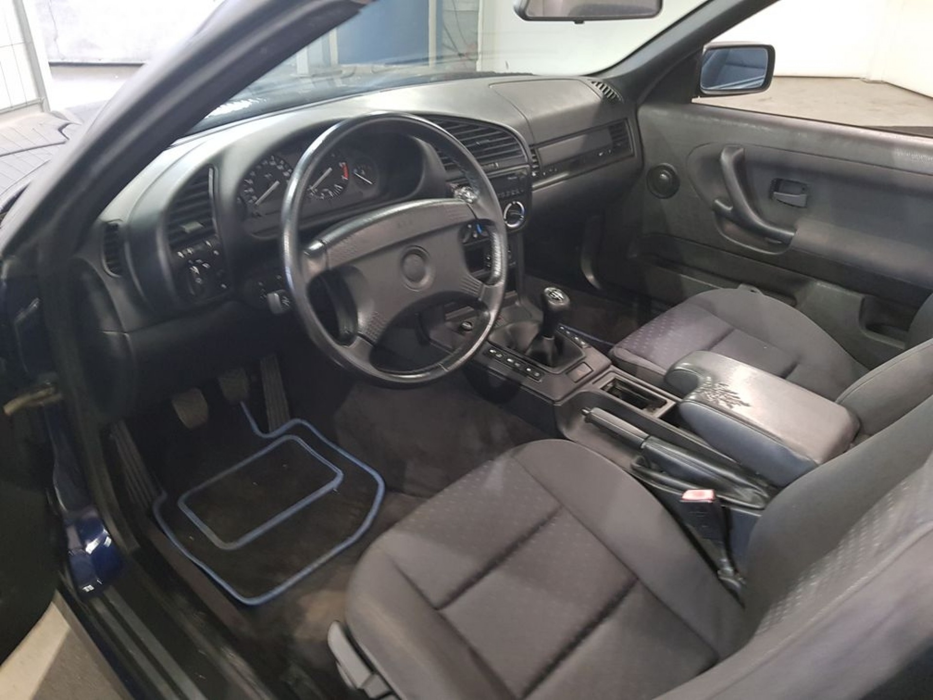 Bmw 318i Convertible 1994 Mauritius Blue For Sale At