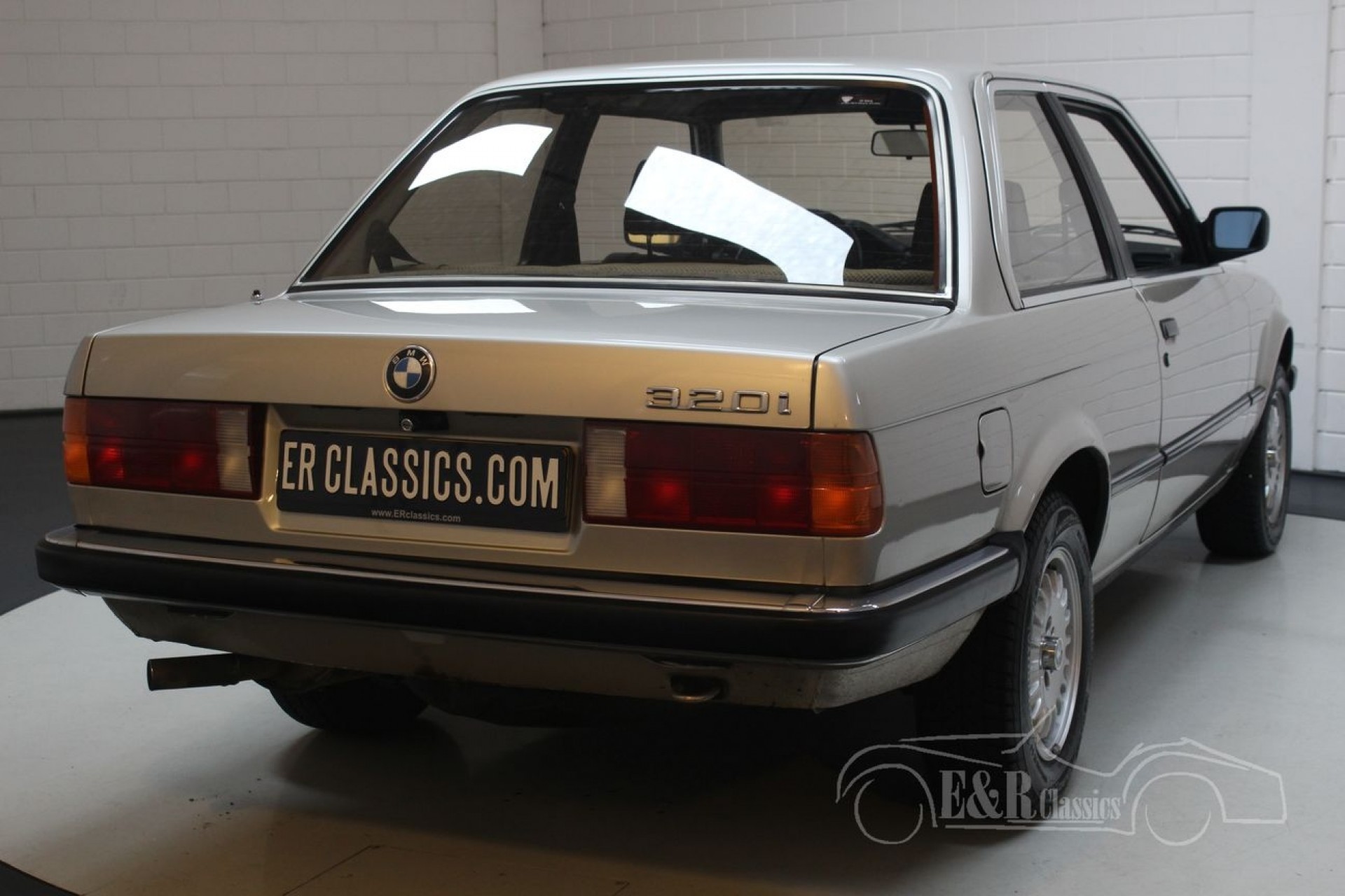 BMW 320i E30 Coupe 1983 for sale at Erclassics