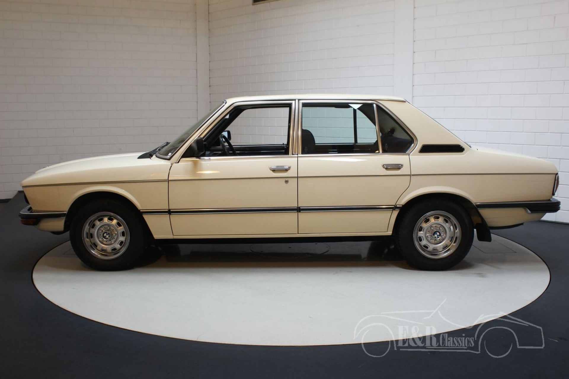 Bmw E12 518 1