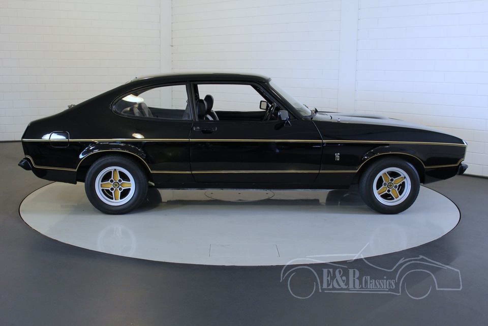 Ford Capri II JPS 1975 for sale at ERclassics Ford Capri II JPS 1975 for sale at ERclassics