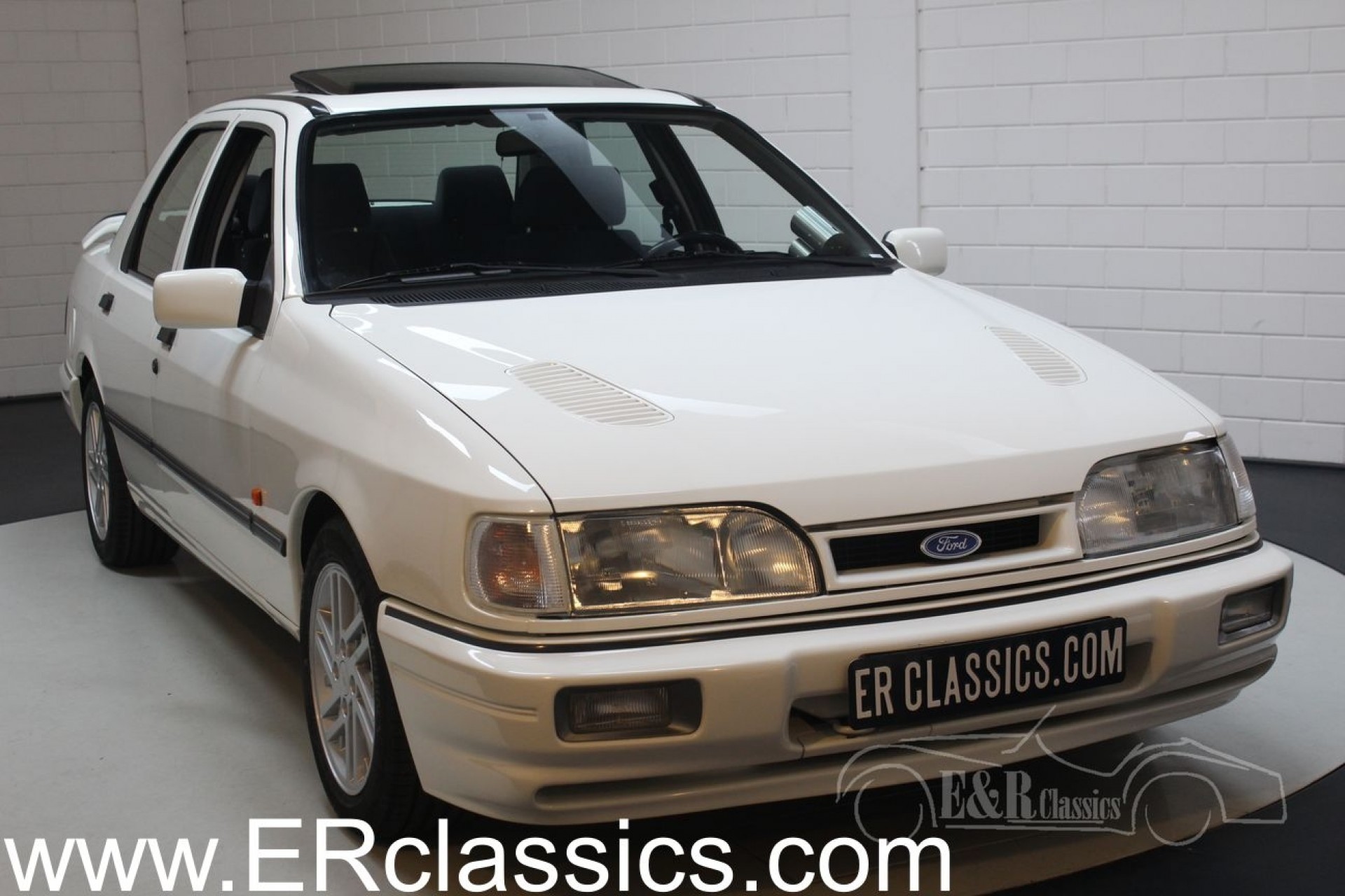 Erclassicsでの販売のためのフォードシエラrsコスワース4x4 1990