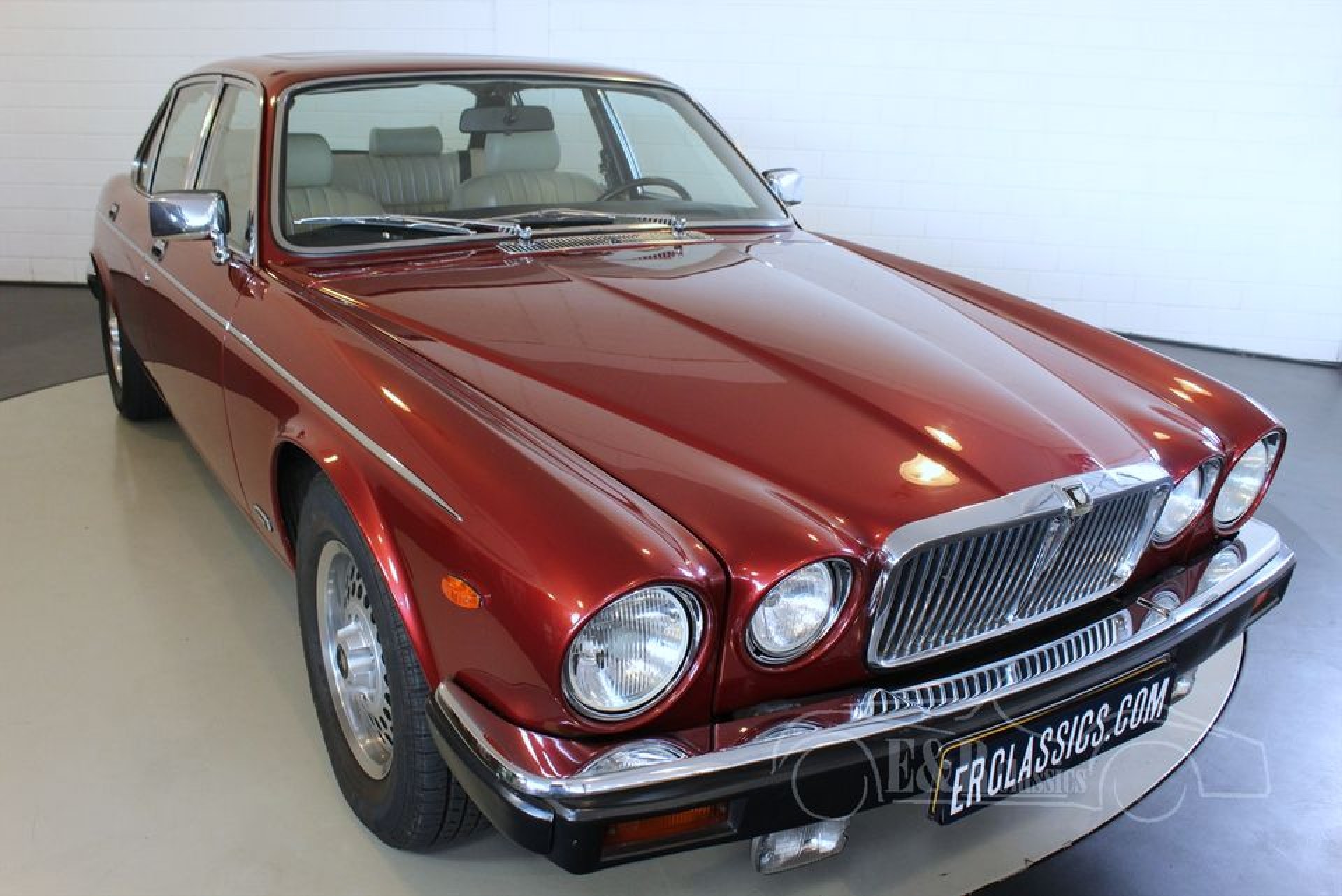 Jaguar XJ12 Sovereign 1984 for sale at ERclassics