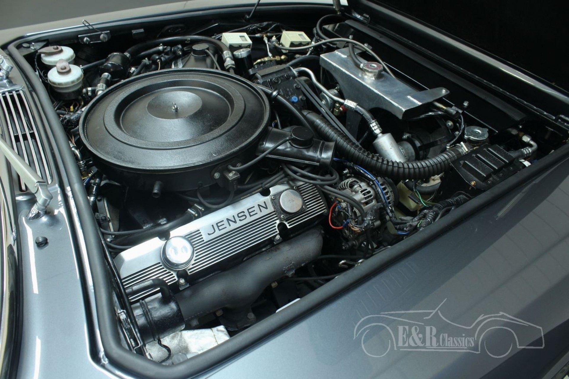 ジェンセン インターセプター ワイスピに登場する車 ジェンセンインターセプターってどんな車 ジェンセン インターセプター ワイスピに登場する車 ジェンセンインターセプターってどんな車