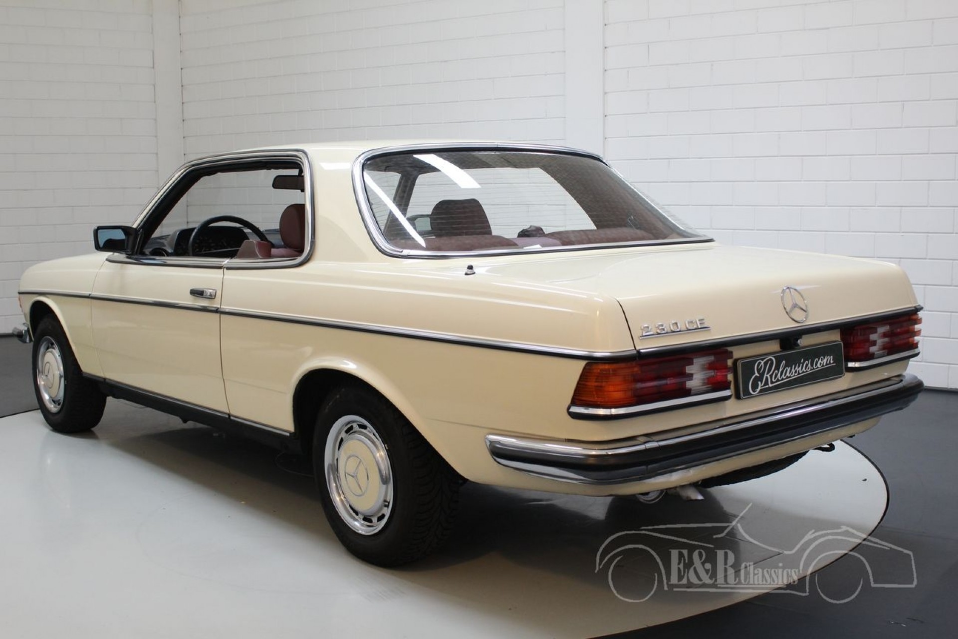 Mercedes Benz 230 Ce 1984 Na Prodej Na Erclassics