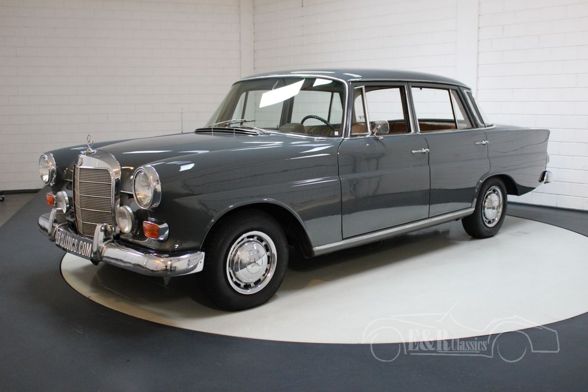 Mercedes Benz 230s For Sale At Erclassics Mercedes Benz 230s For Sale At Erclassics