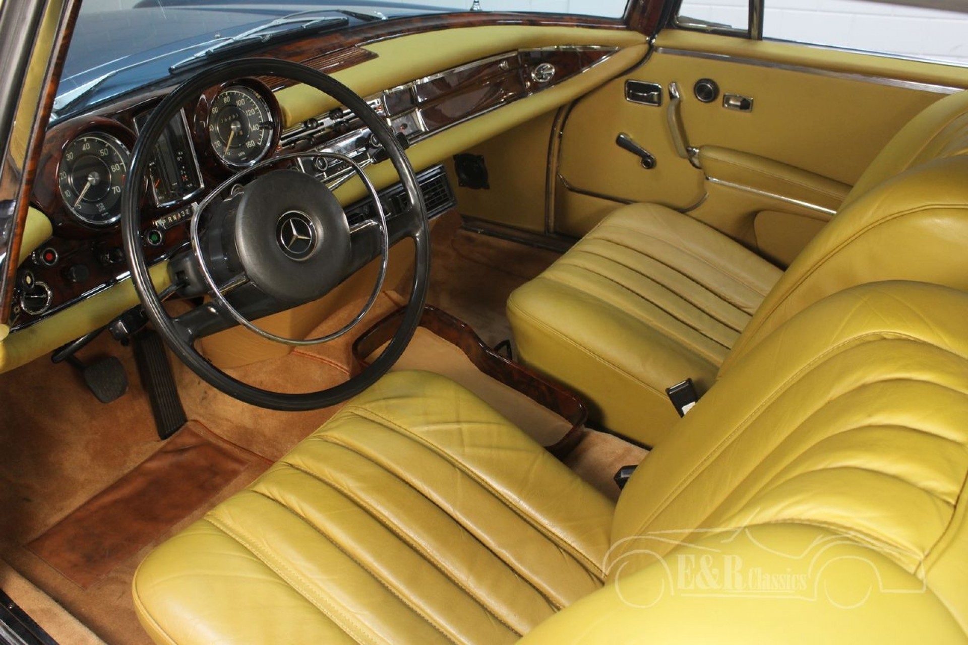 pix 1971 Mercedes 280Se Interior mercedes benz 280se 1971 for sale at