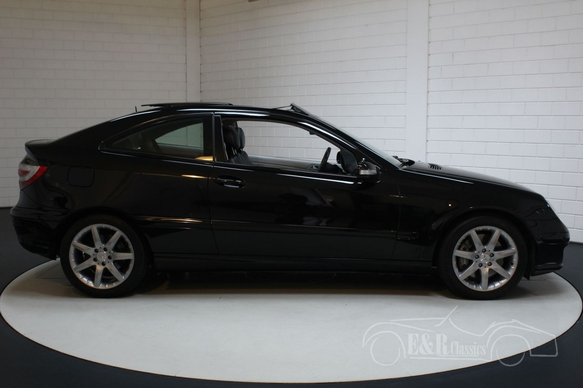 مرسيدس بنز c350 sports coupe 2005 للبيع في erclassics
