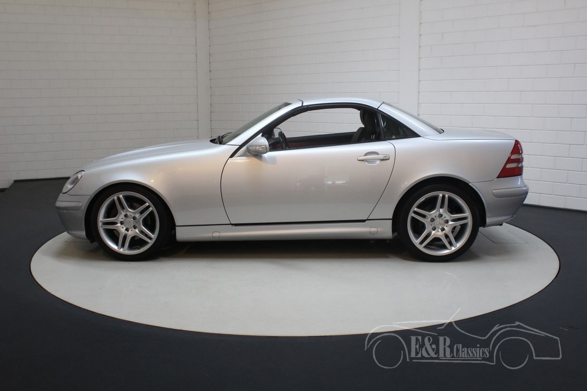 MercedesBenz SLK 320 V6 2003 for sale at ERclassics