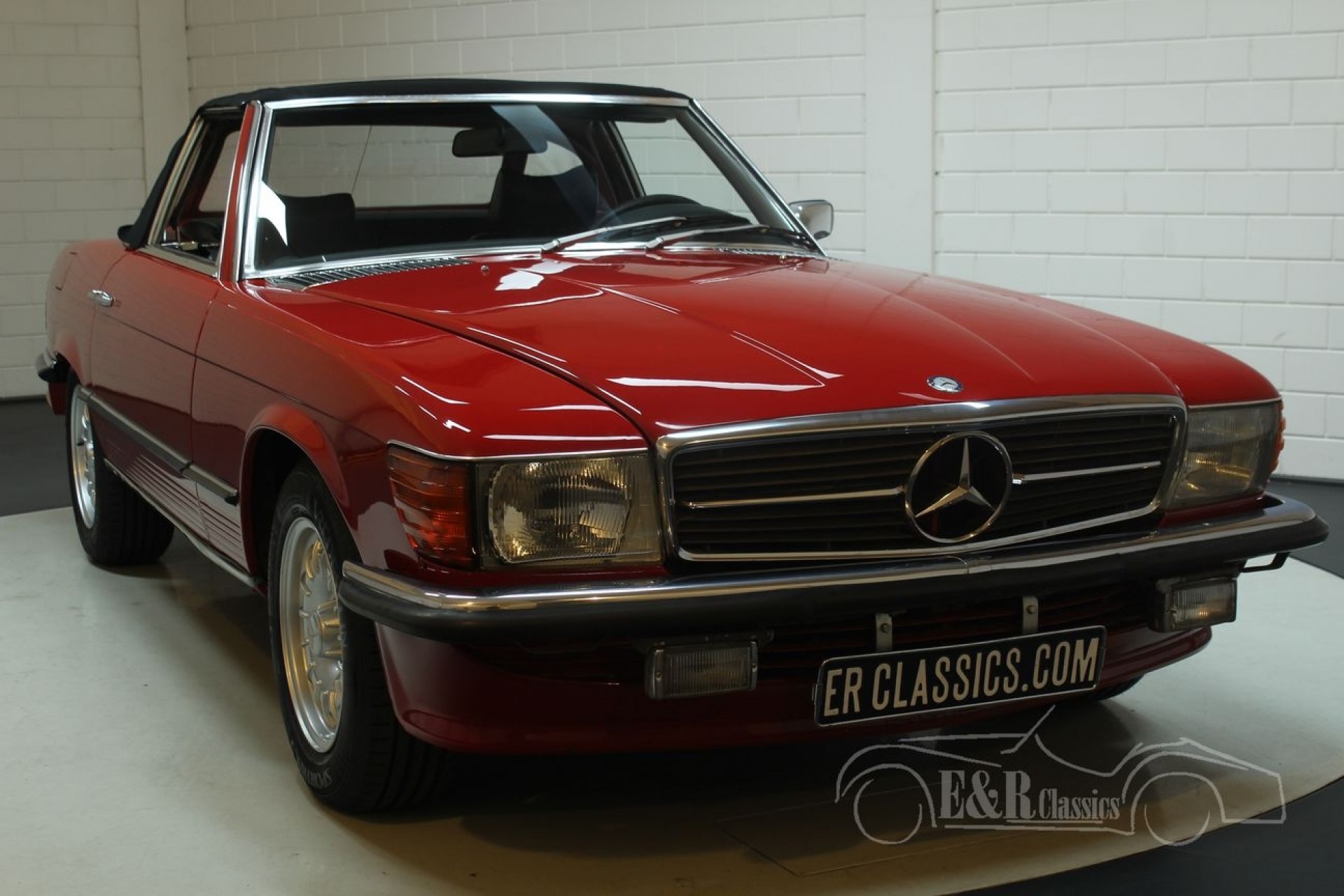 Mercedes-Benz 280SL 1975 for sale at Erclassics