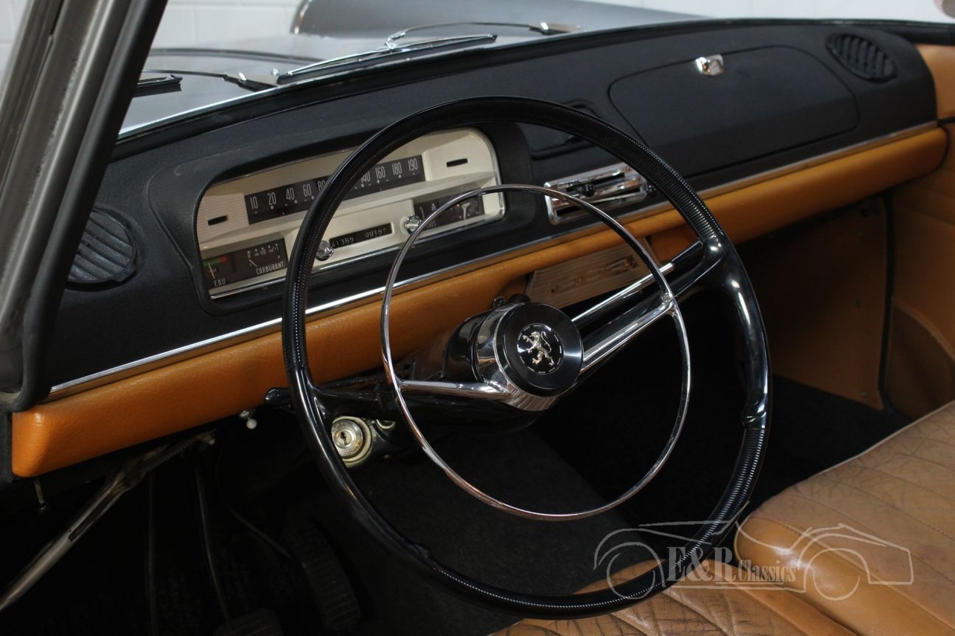 Tableau De Bord 404 Peugeot