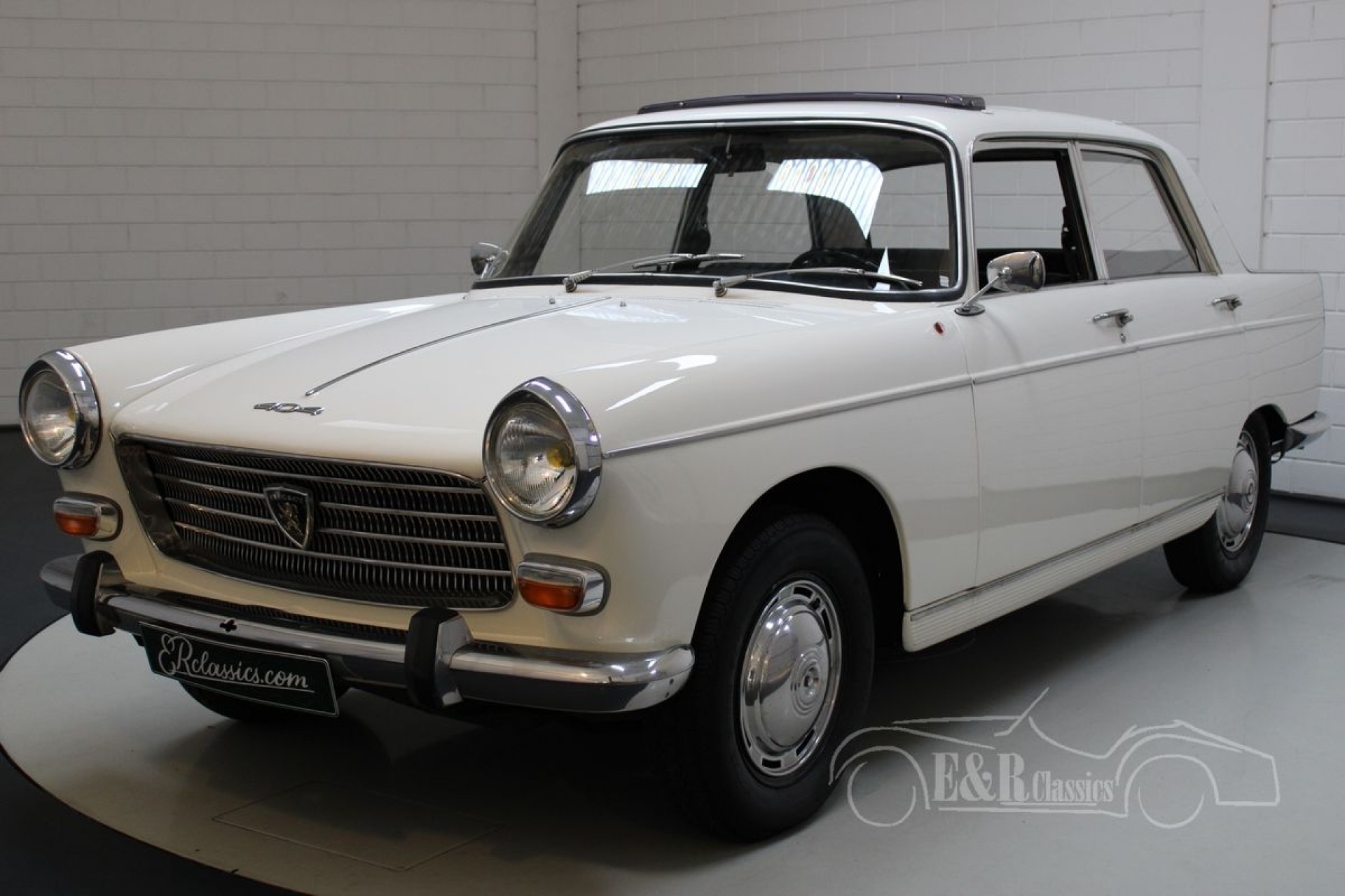 Peugeot 404 sunroof, automatic gearbox 1967 for sale at ERclassics