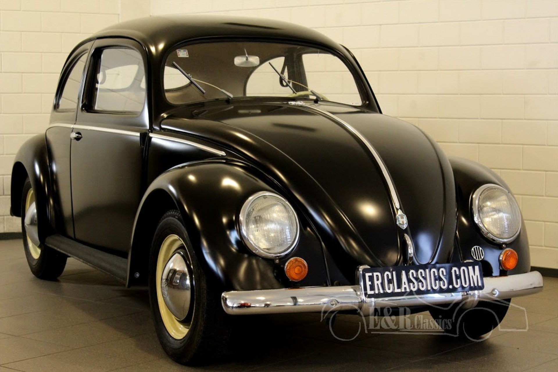 Volkswagen Classic Cars Volkswagen oldtimers for sale at E & R