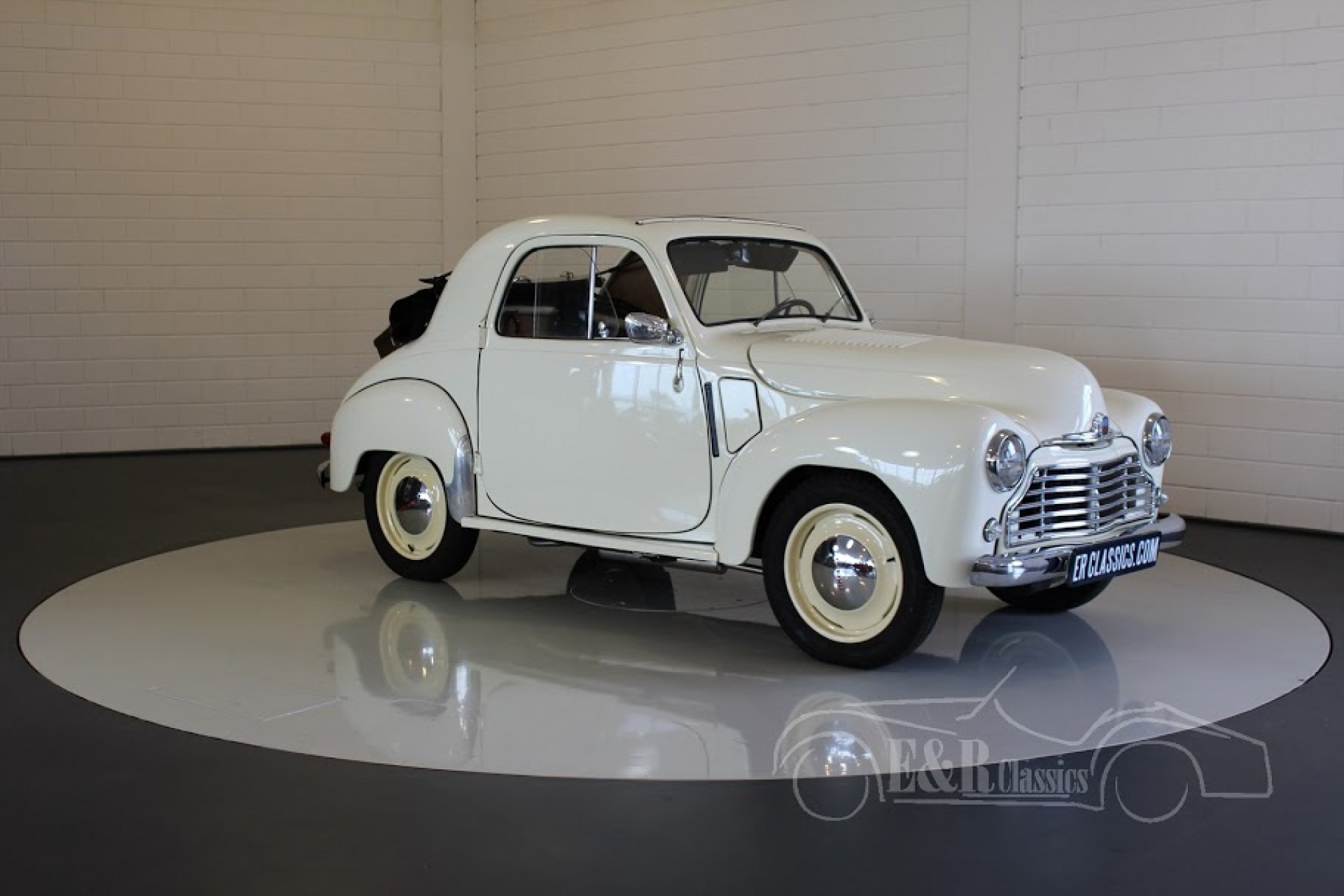 Simca Classic Cars | Simca oldtimers for sale at E & R Classic Cars!