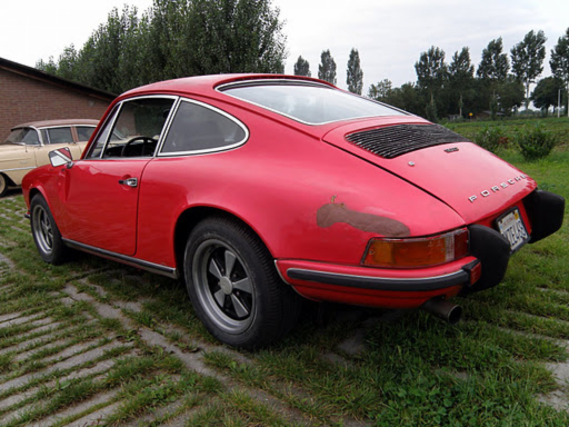 Porsche Classic Cars | Porsche oldtimers for sale at E & R ...