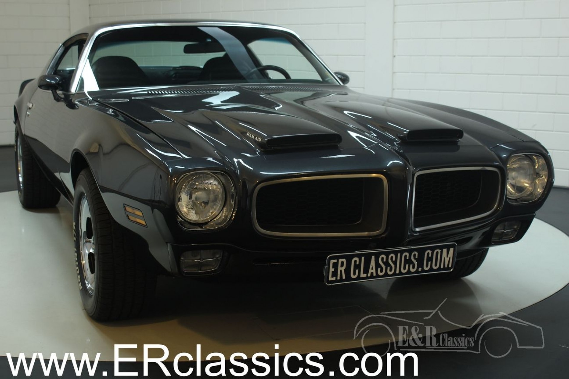Erclassicsで販売されているpontiac Firebird Formula 400 1972