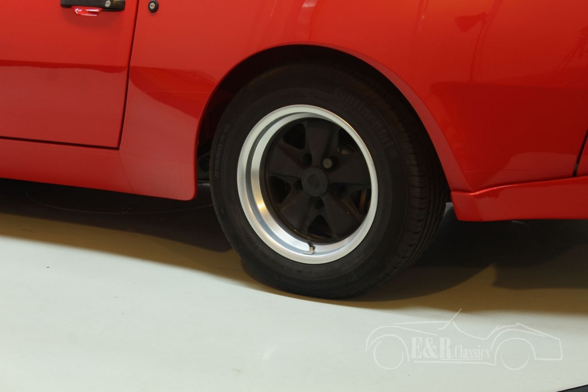 Hawk 94-96 Ferrari 456GT Rear / 91-94 Porsche 911 Rear / 94-98 Porsche 911 Front / 86-91 Porsche 928