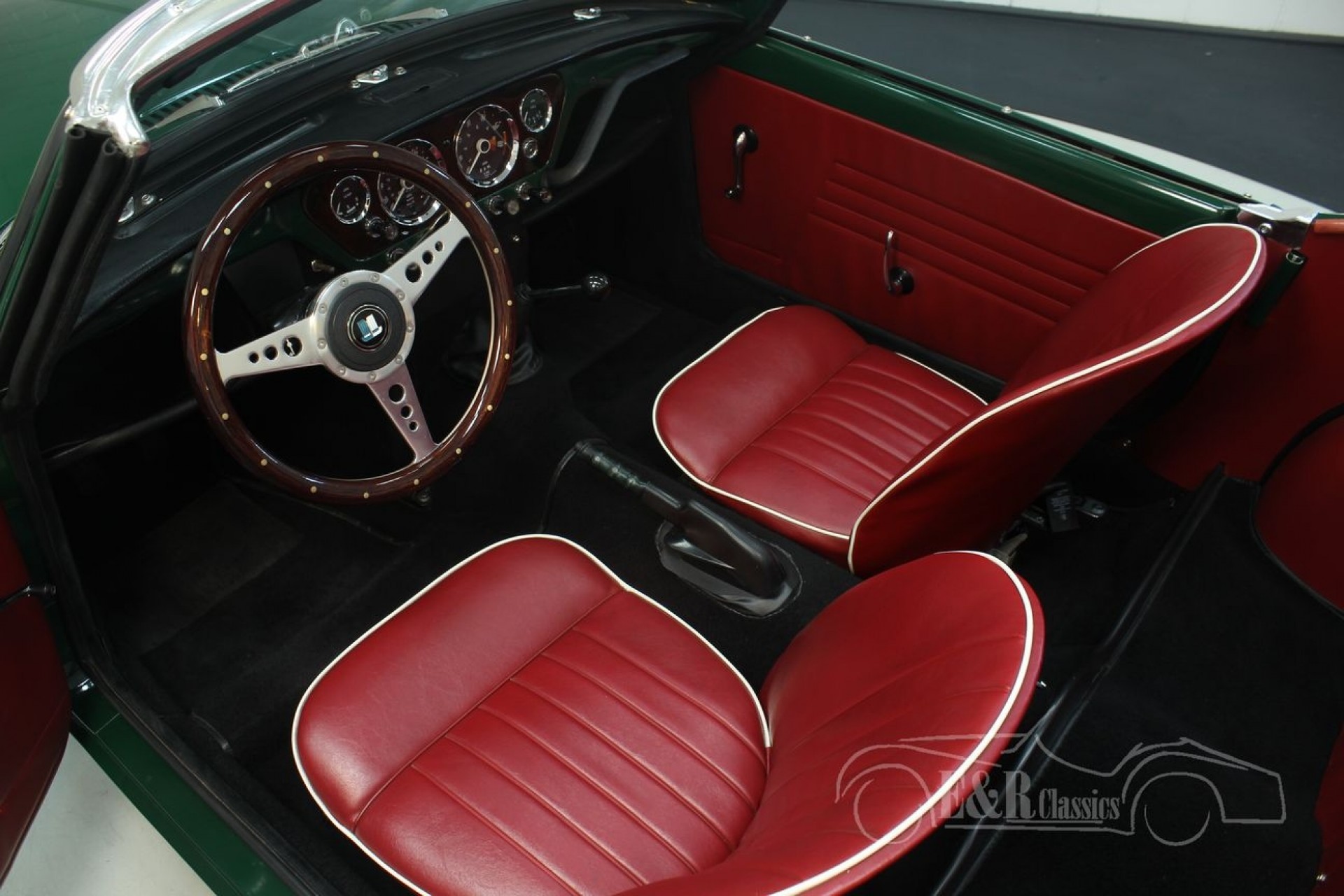 Triumph cheap spitfire interior