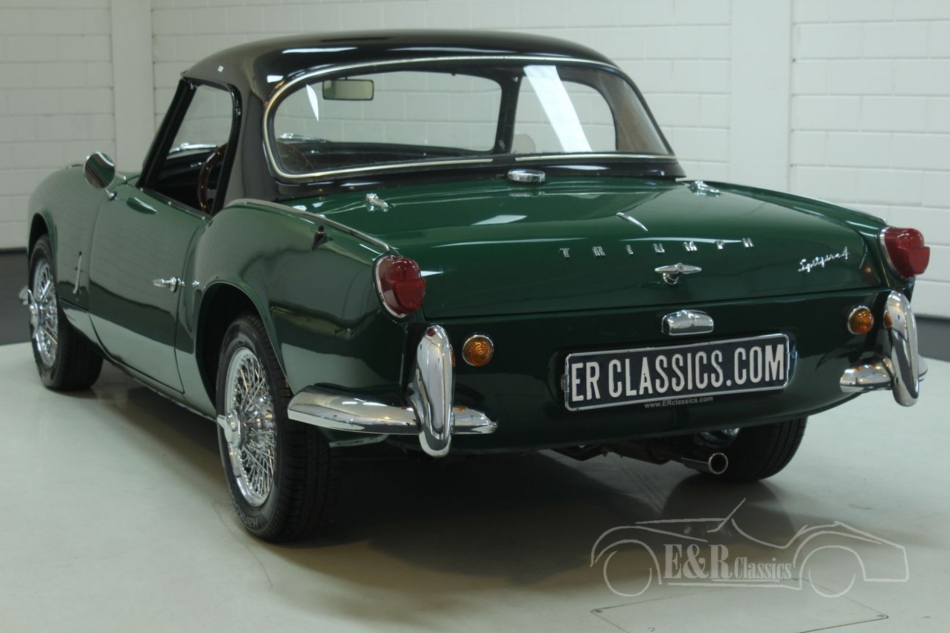 Triumph 2000 Mk1 CHT407C | A 1965 Triumph 2000 mk1, photogra