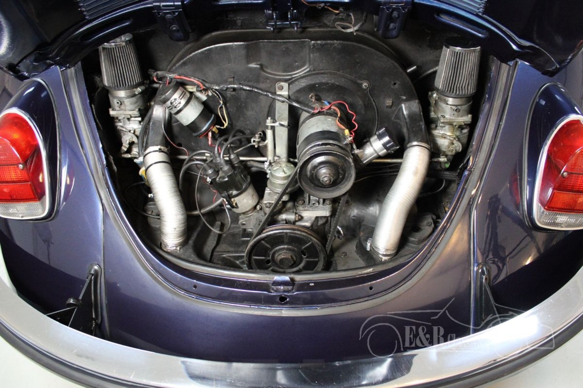 Volkswagen Beetle 1302 convertible double Solex carburettors 1972 for