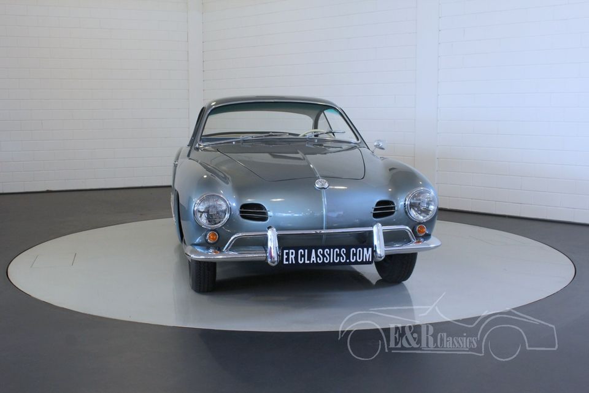 Volkswagen Karmann Ghia Lowlight 1958 In Very Good Condition