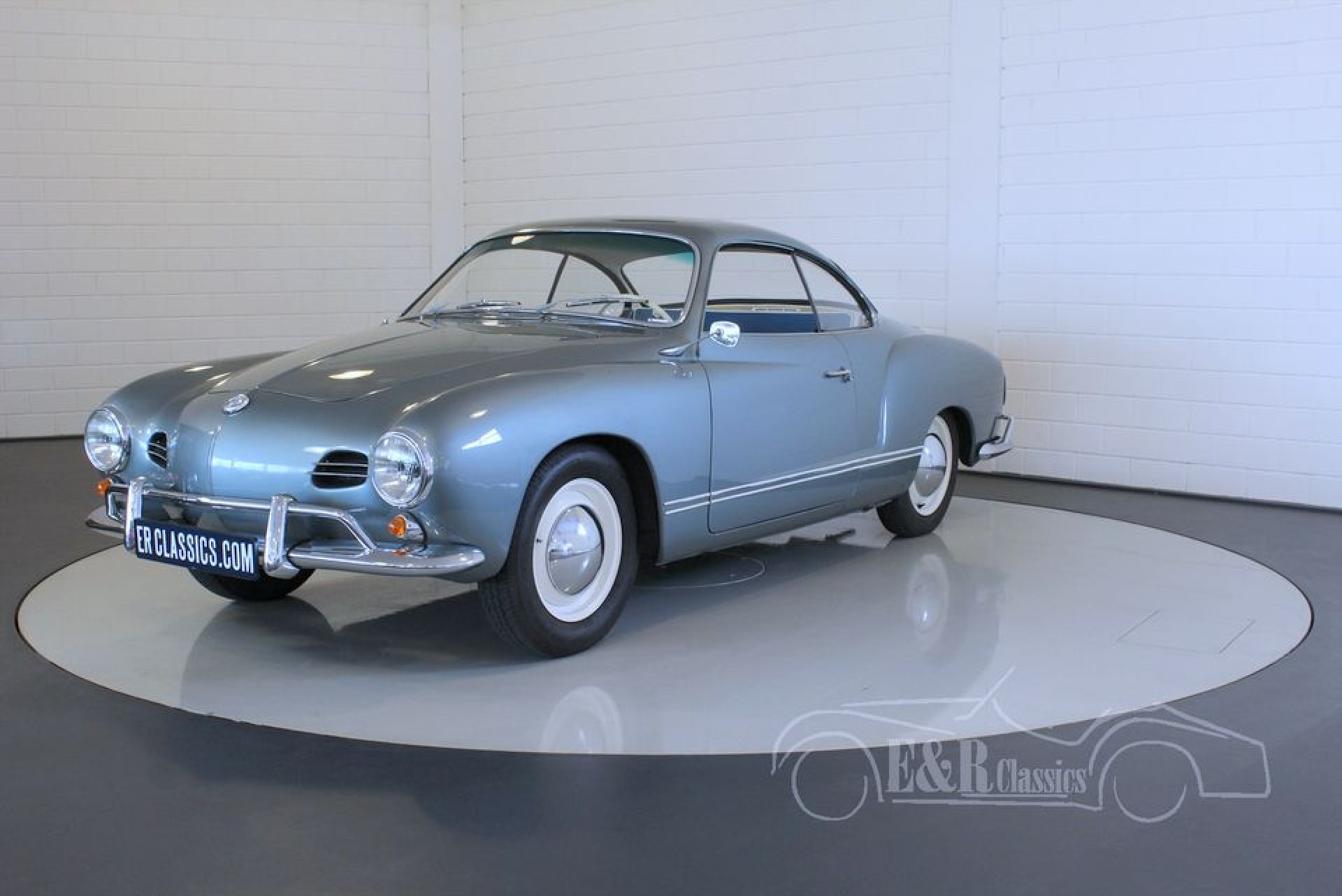 Volkswagen Karmann Ghia Lowlight 1958 In Very Good Condition