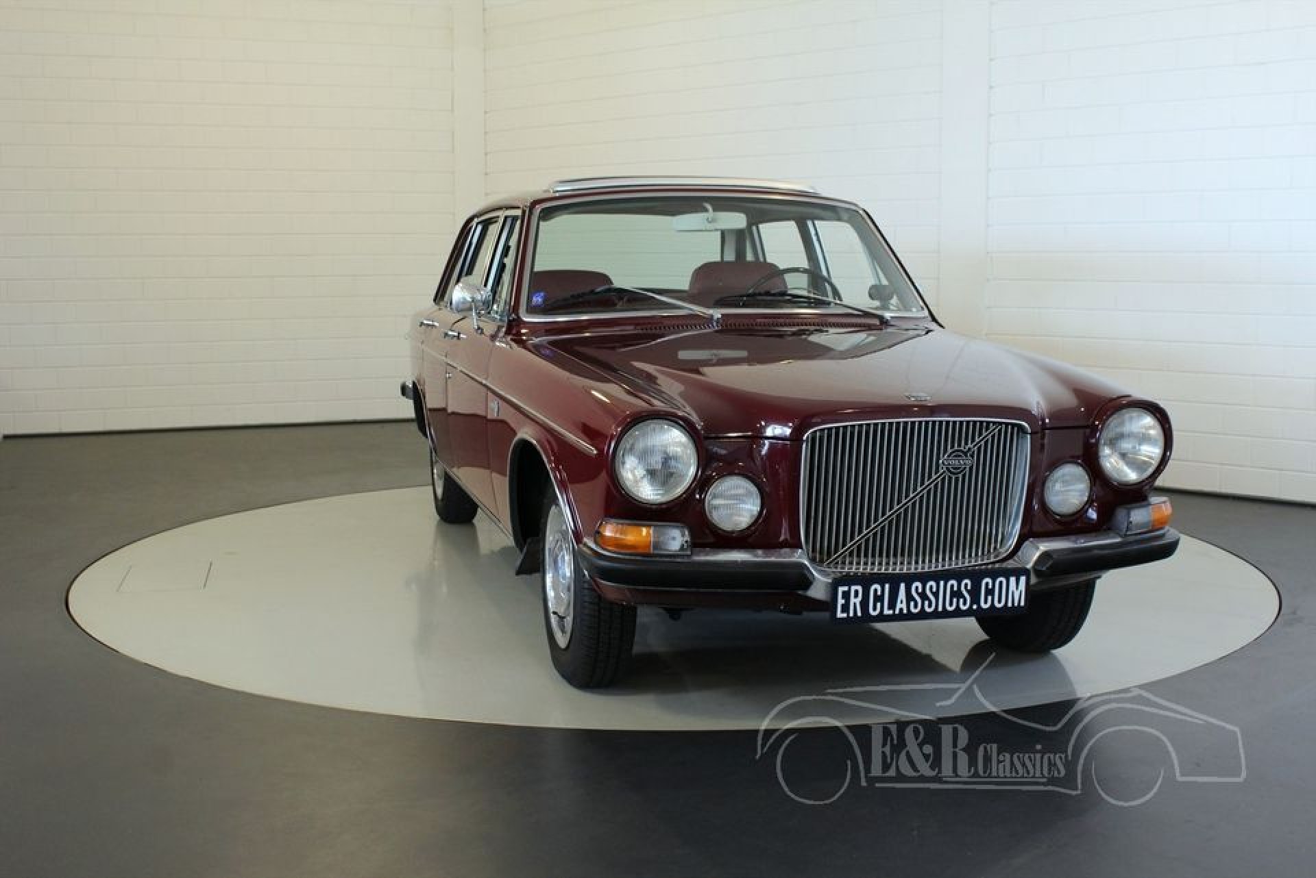 volvo-164-saloon-1970-for-sale-at-erclassics