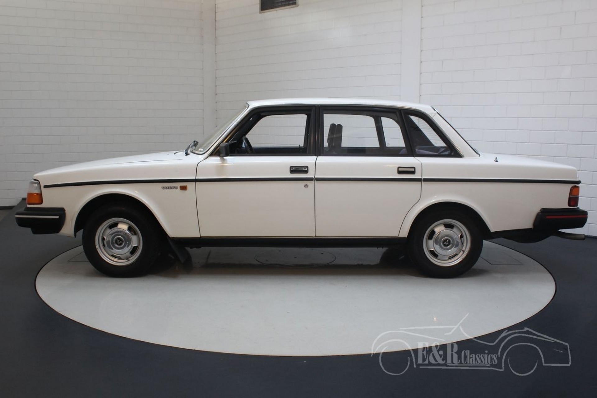 Цвет volvo 477