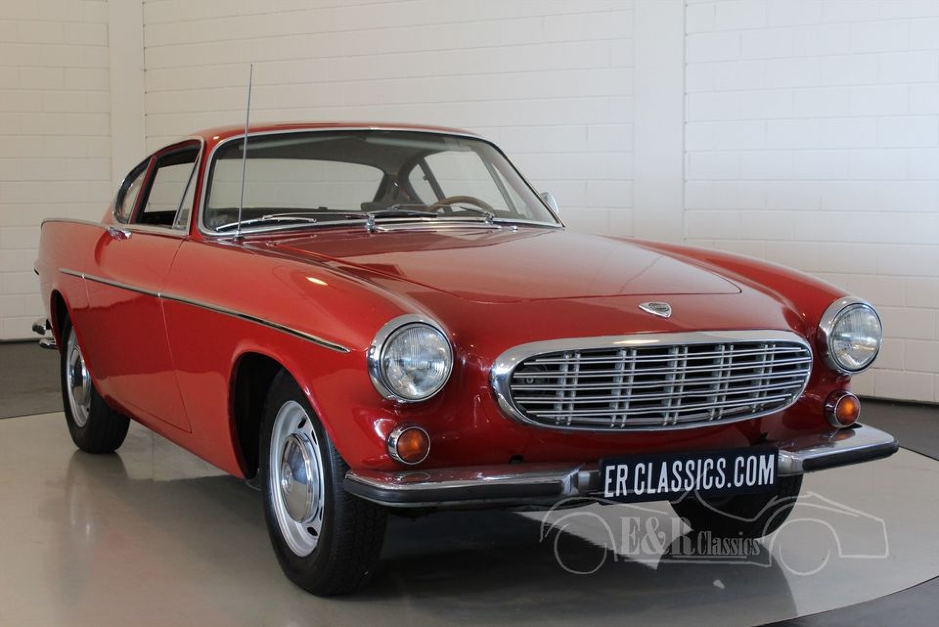 volvo p1800