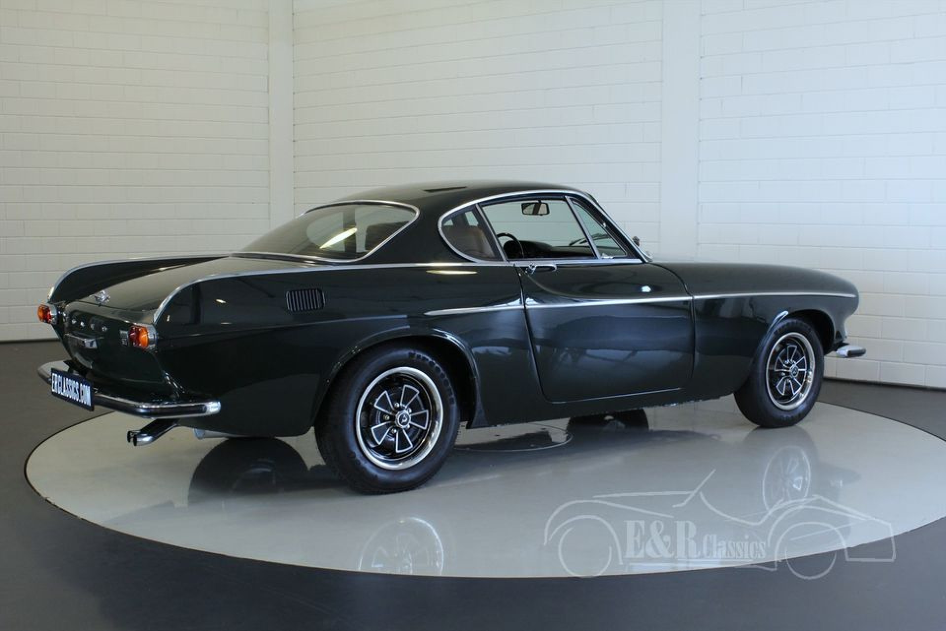 Miniature Volvo P1800 E Coupé Beige 1969 - Minichamps 1/43 - Boîte D'origine