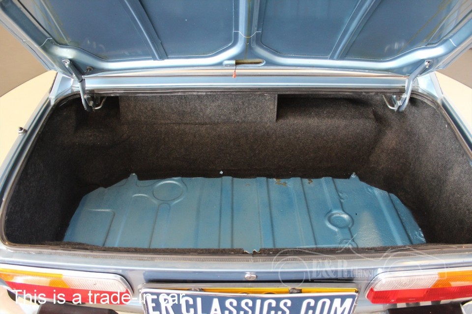 Peugeot Coupe Metallic Paint Restoration Peugeot Coupe Metallic Paint Restoration